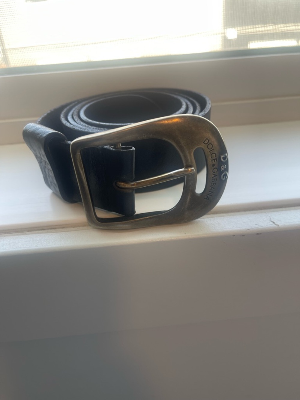 Dolce & Gabbana Black Leather Belt with Brushed Gold D&G Buckle